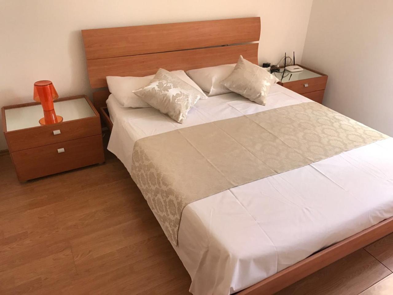 Apartments Josip Bol Buitenkant foto